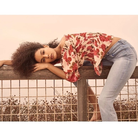 NWT L’AGENCE 70s Off Shoulder Snake Print Smock Waist Ruffle Trim Chiffon Top XS - Picture 7 of 9